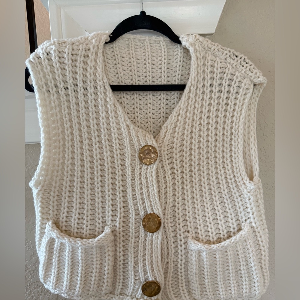 NWOT Cream Knit Vest
